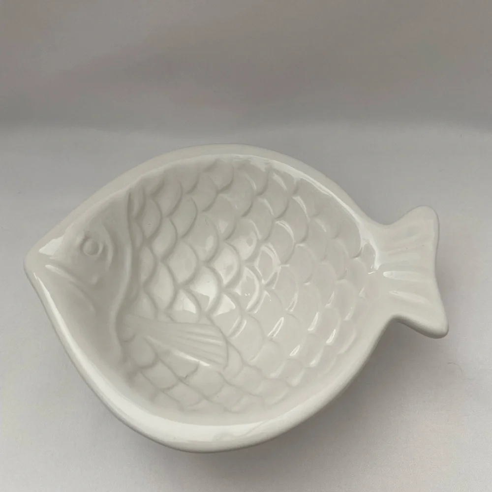 (4) Piece Pottery Barn Summer bowl set